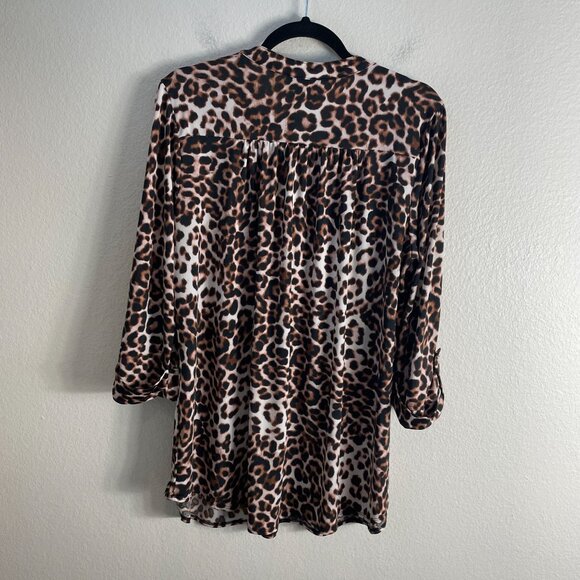 Cocomo Womens Plus 1X Leopard Tunic Top V Neck Roll Tab Sleeve Blouse Stretch - Picture 9 of 9